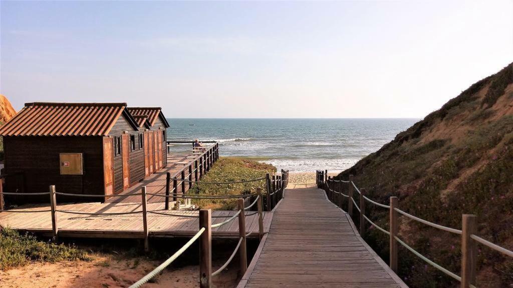 Falesia Beach Villa ออยุส ดิ อากวา ภายนอก รูปภาพ